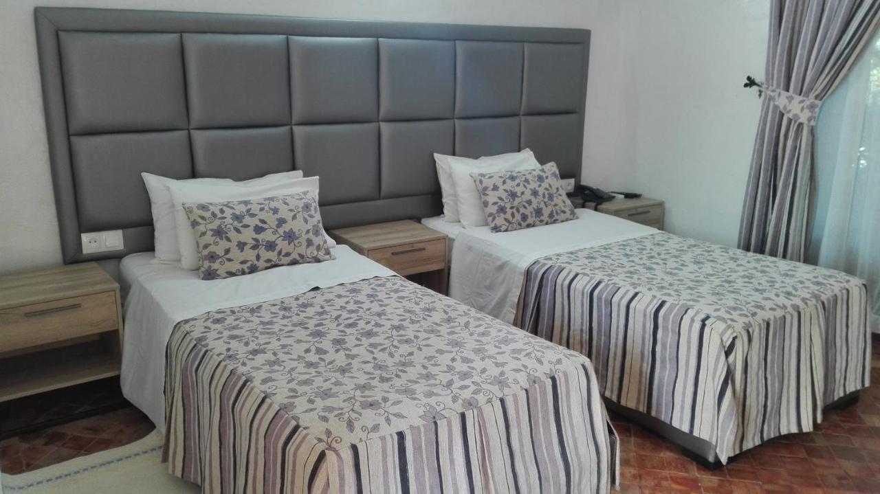 Hotel Mandy Tétouan Ngoại thất bức ảnh