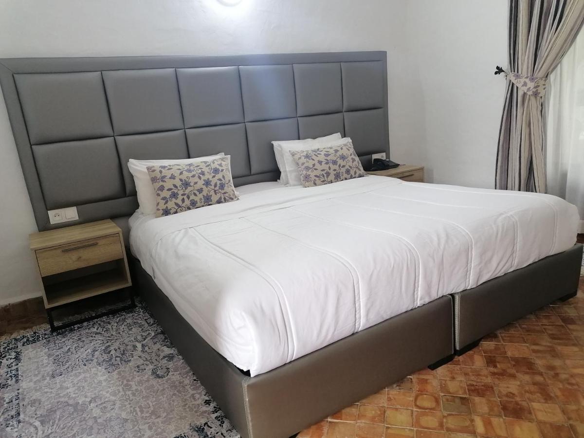 Hotel Mandy Tétouan Ngoại thất bức ảnh