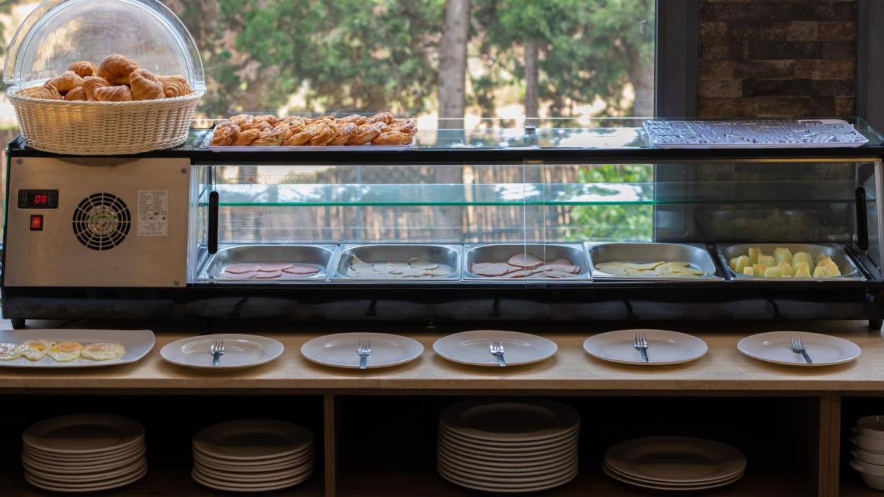 Hotel Mandy Tétouan Ngoại thất bức ảnh