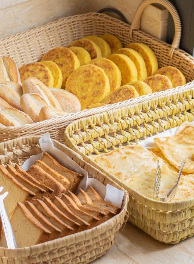 Hotel Mandy Tétouan Ngoại thất bức ảnh